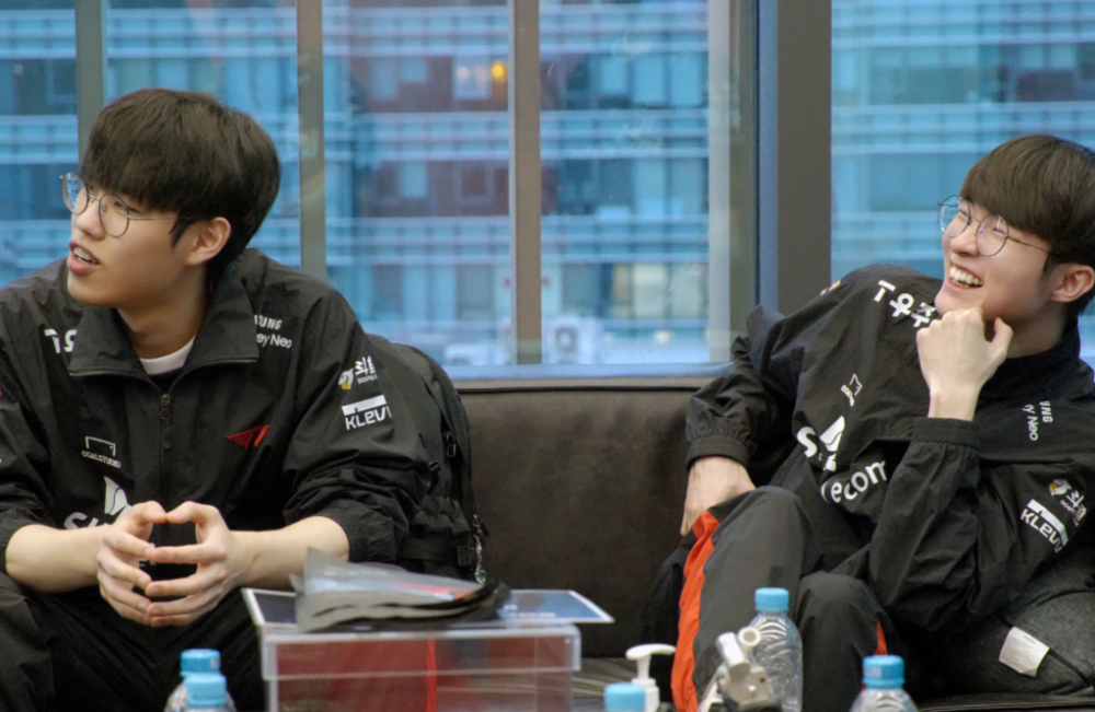 BRO血洗GEN,Peanut线上压制力十足激烈交锋成都决赛之夜,留下经典瞬间 BRO血洗GEN,Peanut线上压制力十足激烈交锋成都决赛之夜,留下经典瞬间