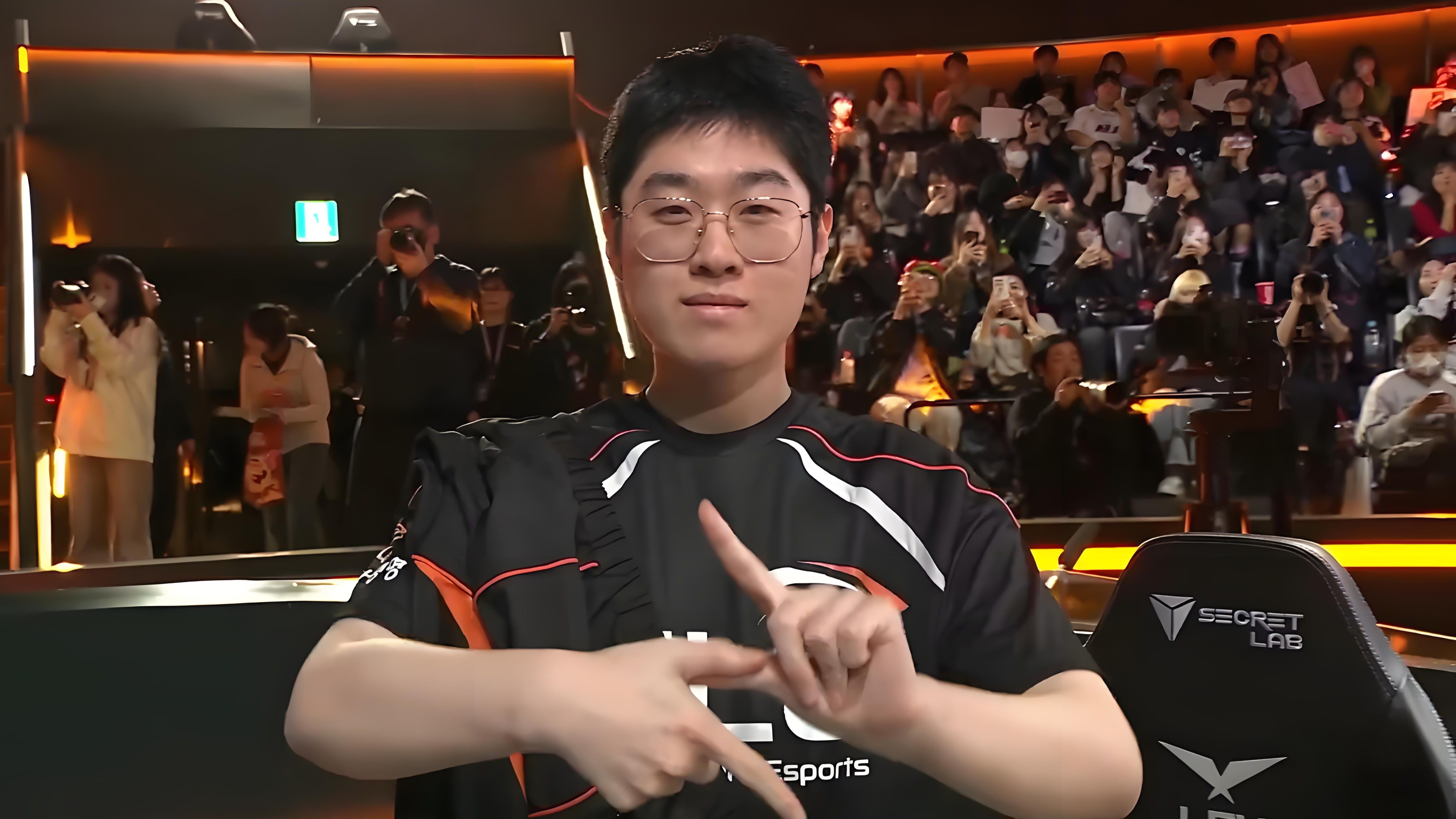 KT血洗HLE,Faker关键团战开团秒人顶尖较量小组赛,留下经典瞬间 KT血洗HLE,Faker关键团战开团秒人顶尖较量小组赛,留下经典瞬间