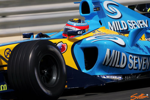 雷诺车队绝杀阿斯顿马丁，拉塞尔关键制胜的简单介绍