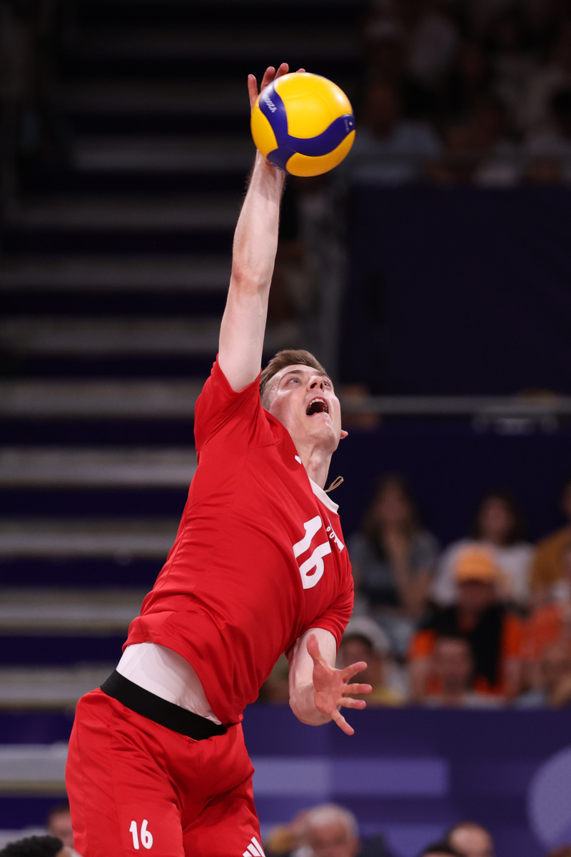 波兰队鏖战德国队，林高远点燃赛场的简单介绍