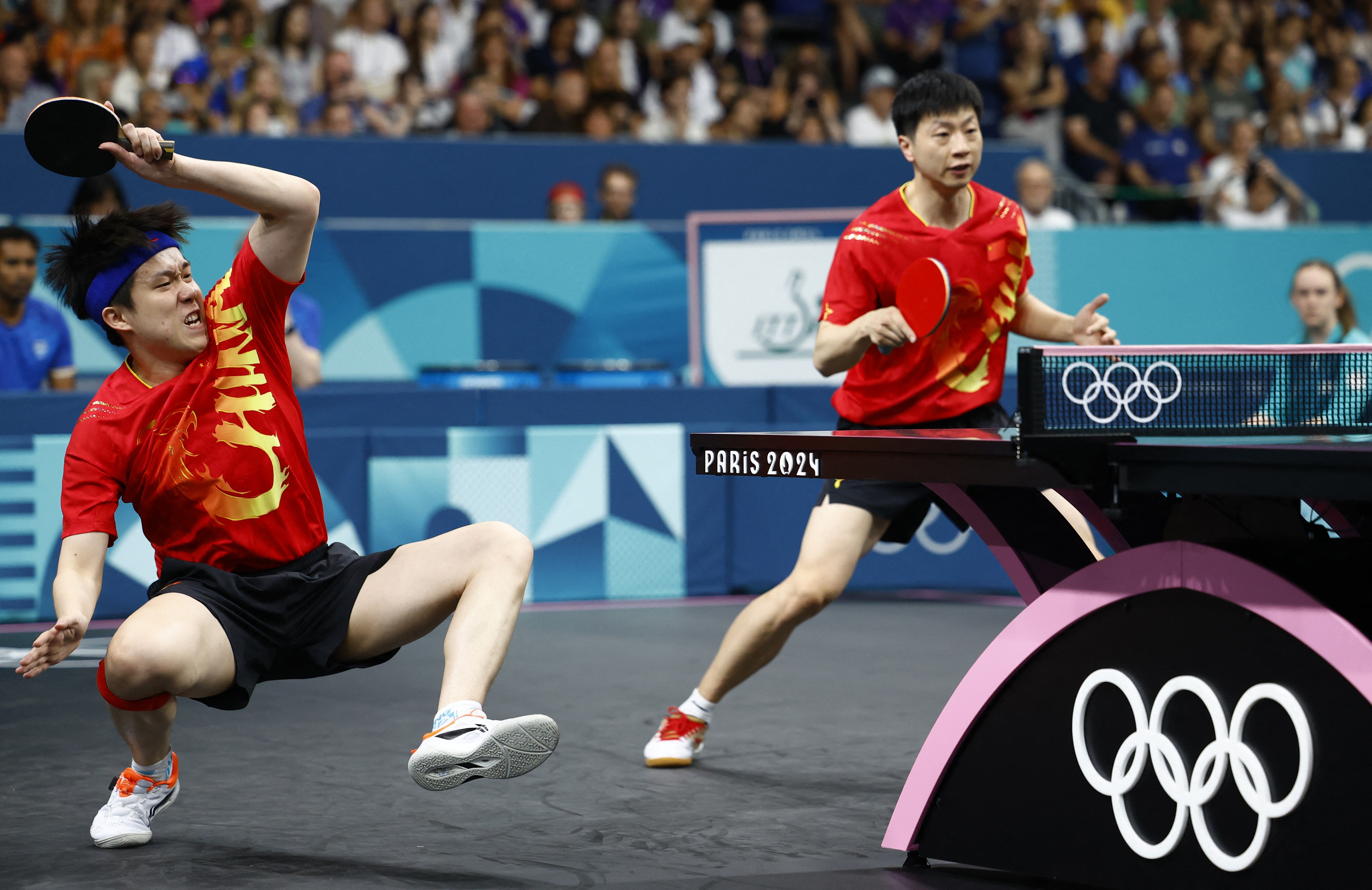 奥地利队横扫德国队，马龙带队取胜