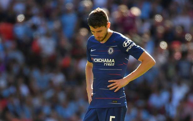 那不勒斯险胜乌拉圭，若日尼奥统治全场