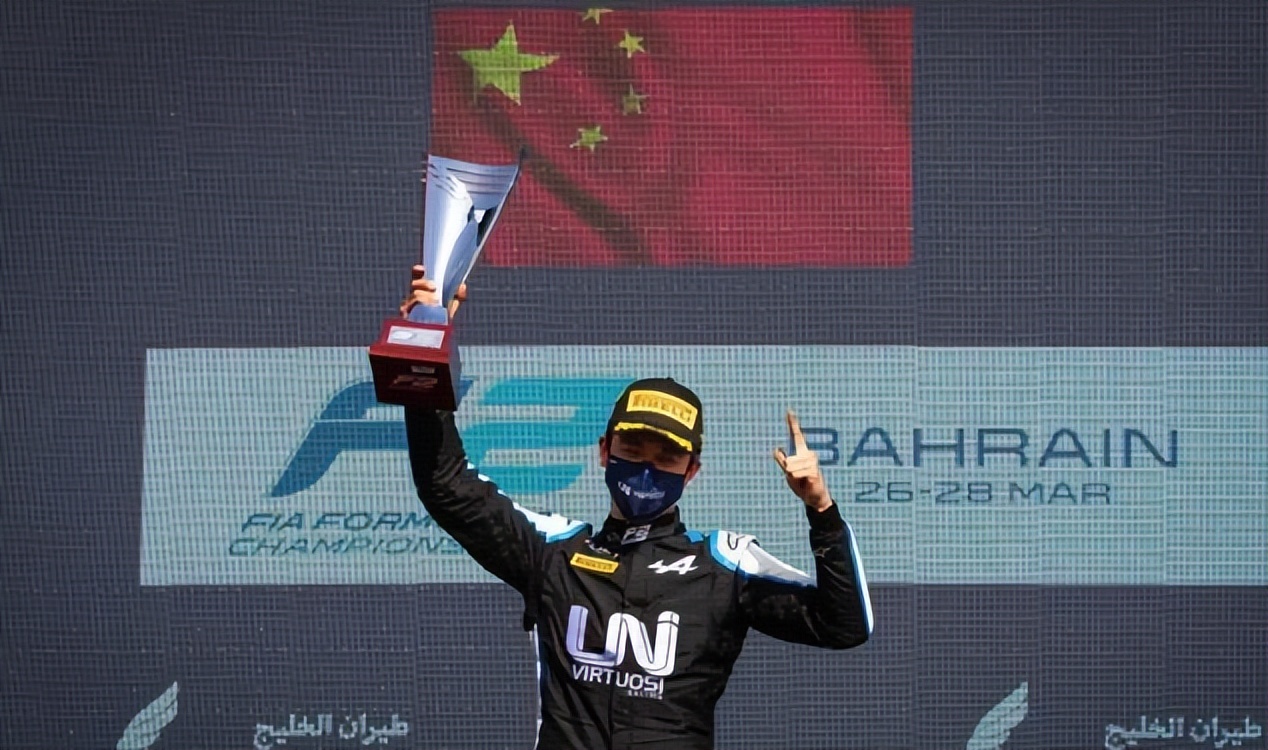 索伯车队完胜红牛车队,周冠宇扛起全队 索伯车队完胜红牛车队,周冠宇扛起全队